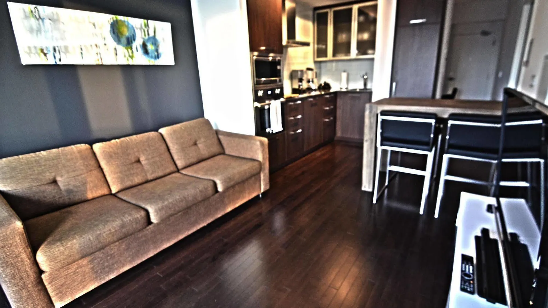 Отель Toronto Escape - Financial District 4*,  Канада