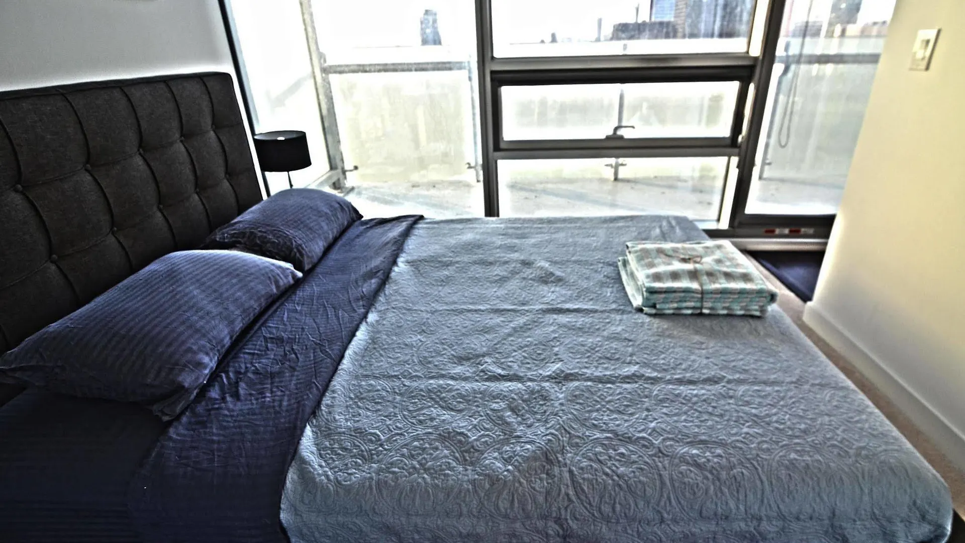 Отель Toronto Escape - Financial District 4*,